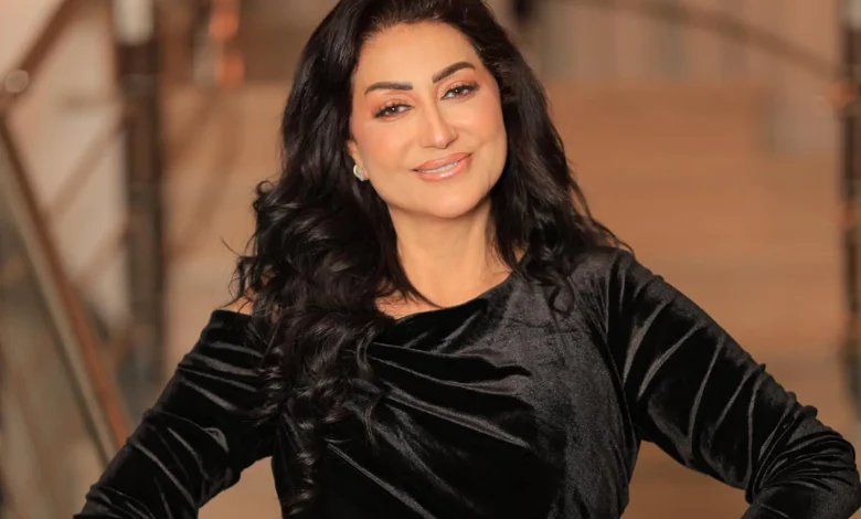 وفاء عامر
