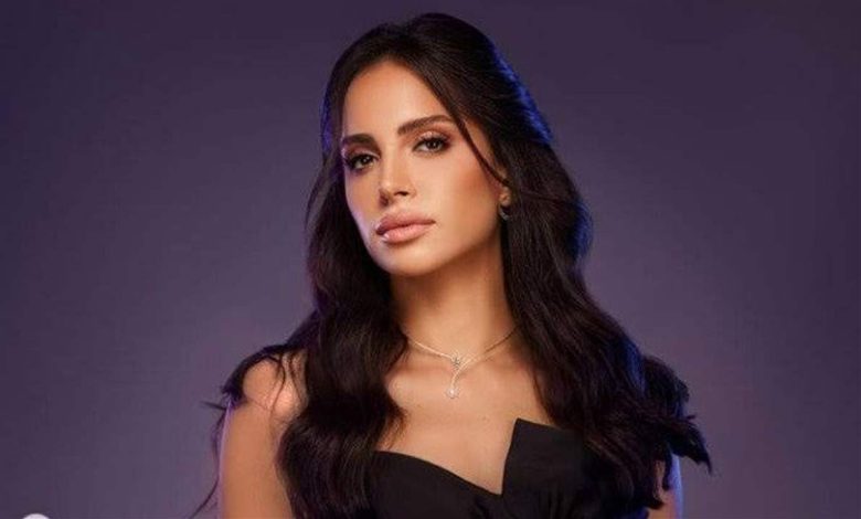 آمال ماهر، مصر