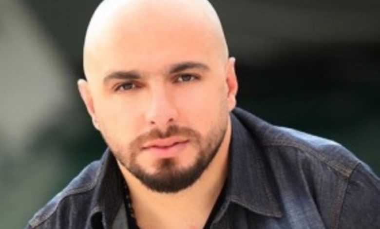 كارلوس، لبنان