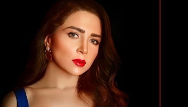 مي عز الدين