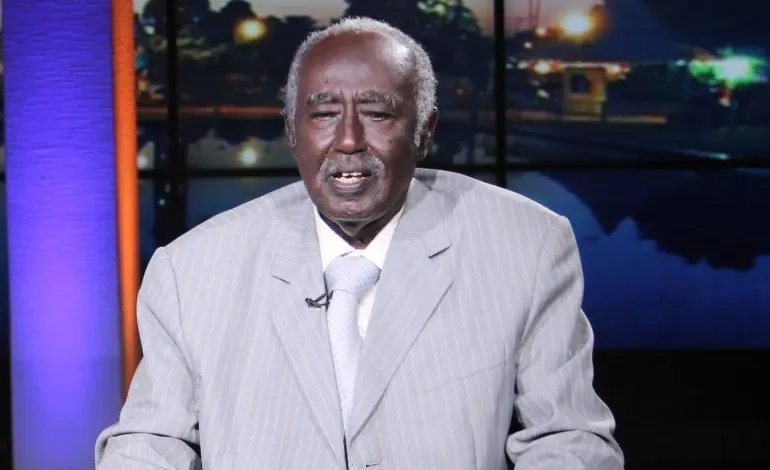 عبد القادر سالم، السودان