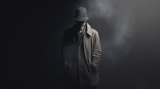 جوليان فرحات، لبنان