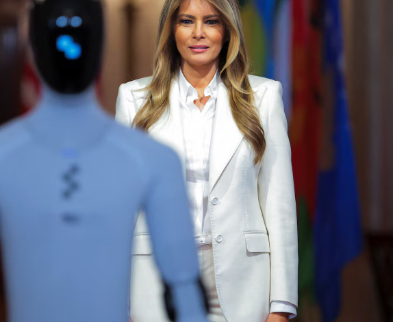 ميلانيا ترامب